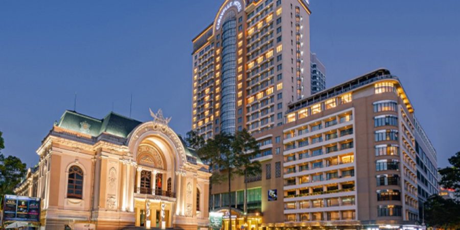 Centrally positioned hotel in the city, offering guests proximity to various urban attractions and services.